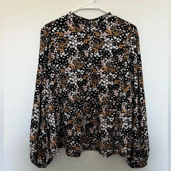 Sanctuary Tops - Floral Long Sleeve Top - Peplum - Size Medium - Sanctuary
